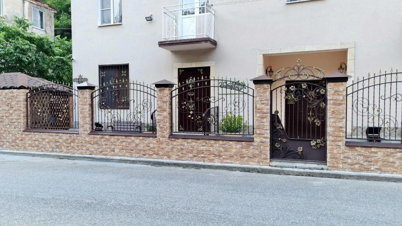 גגרה Guest House Gorny Ruchei מראה חיצוני תמונה
